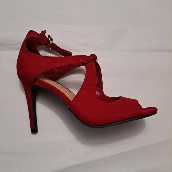 Christian Seriano Red Double Buckle Open Toe Heels - Picture 4 of 10